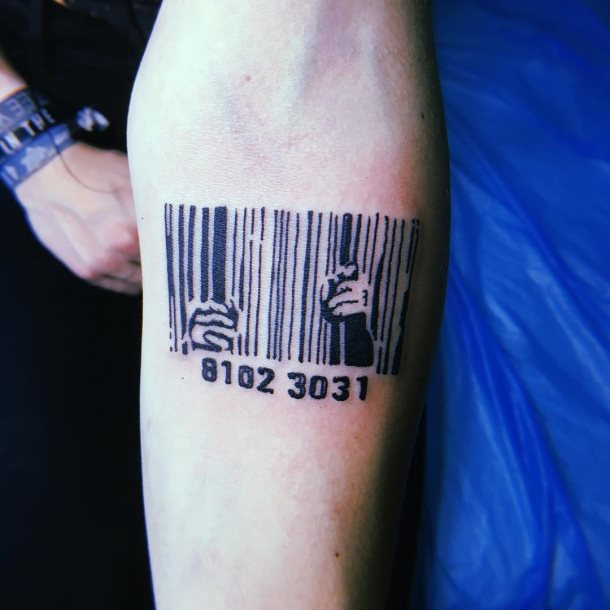 tatouage codes barres 06