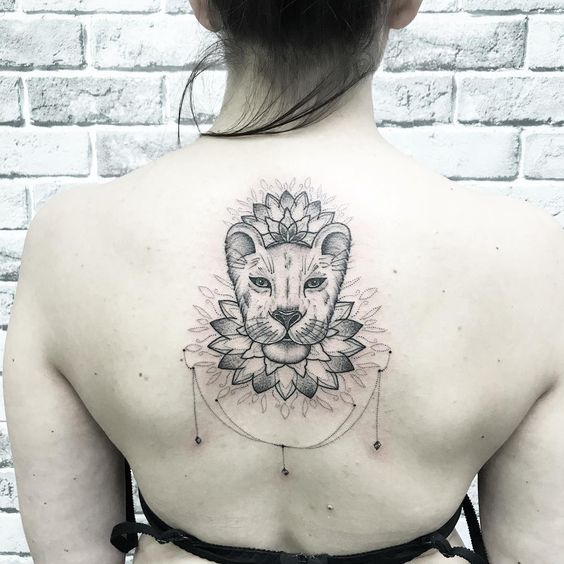 tatouage lion 19