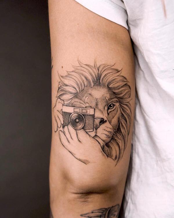 tatouage lion 48