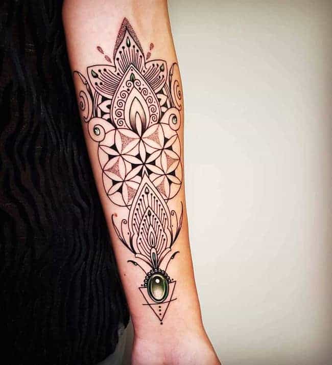 tatouage taureau 18