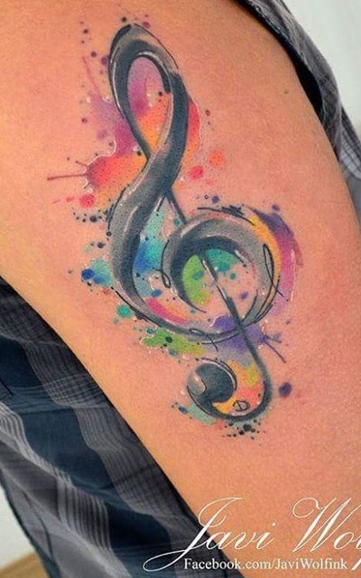 tatouage masculin de aquarelle 31