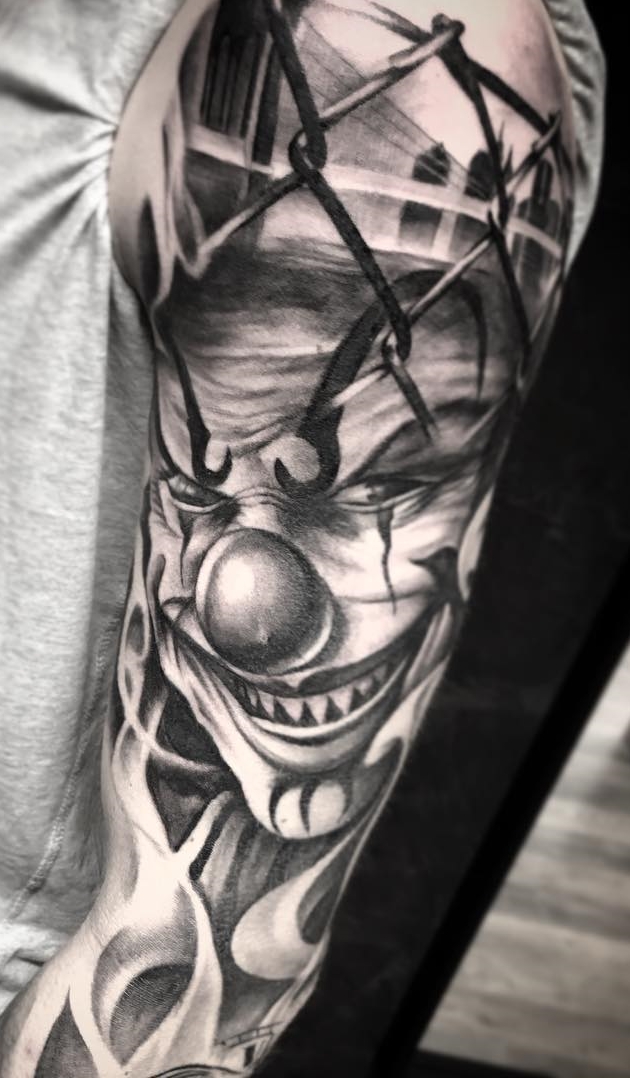 tatouage masculin de clown 10