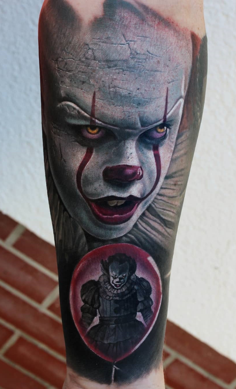 tatouage masculin de clown 48