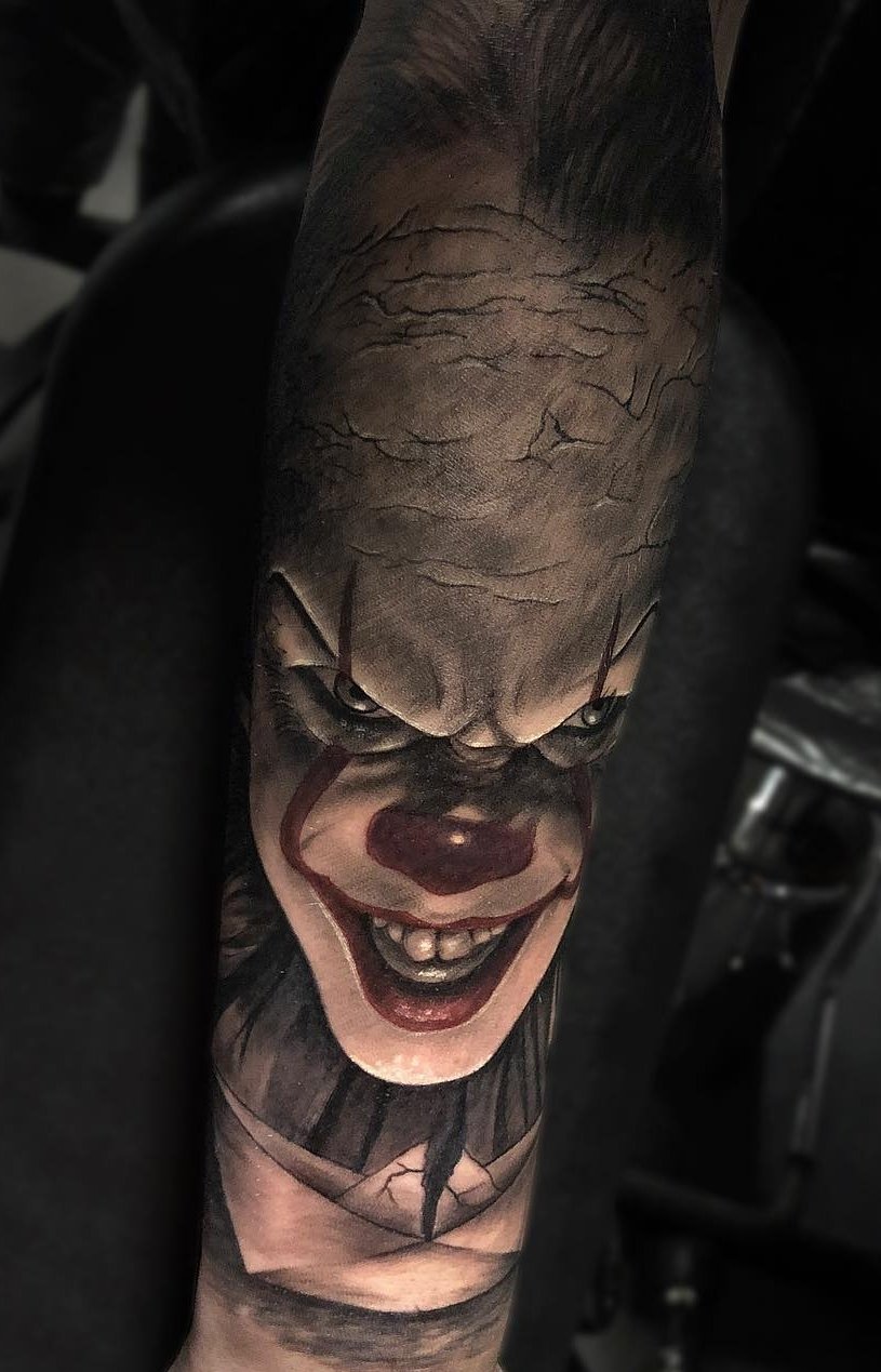 tatouage masculin de clown 63