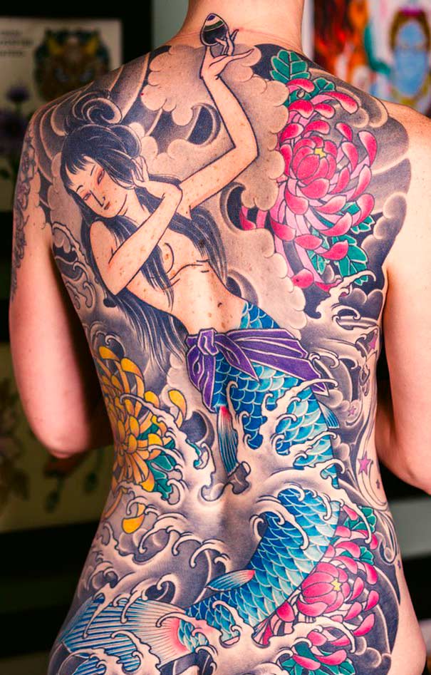 tatouage de sirene sur femme 07