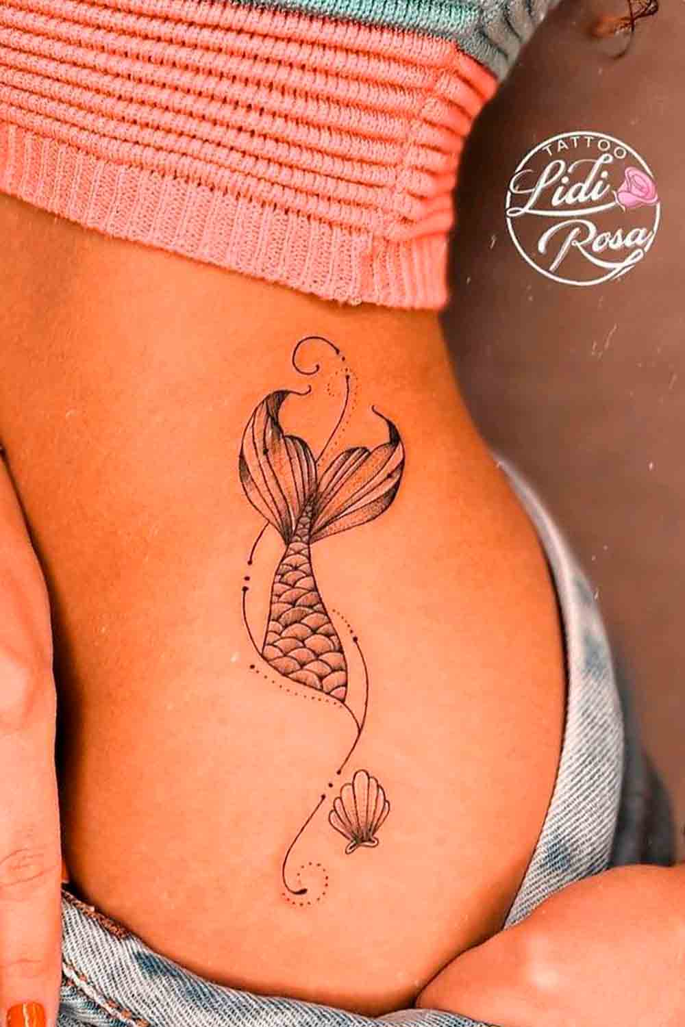 tatouage de sirene sur femme 39