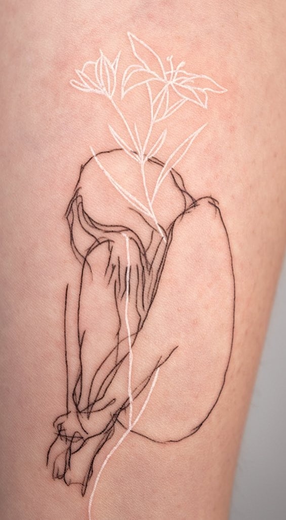 tatouage encre blanche femme 19