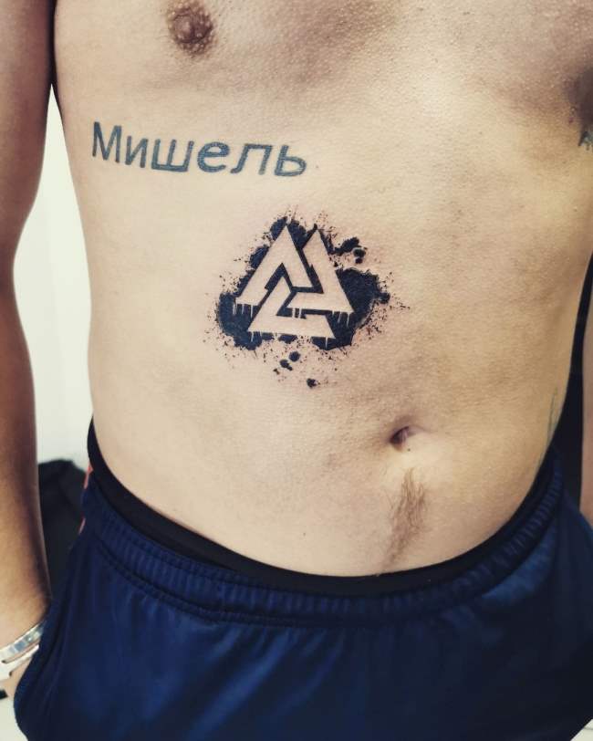 tattoo valknut 184