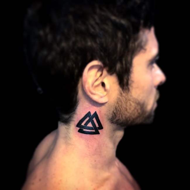 tattoo valknut 194