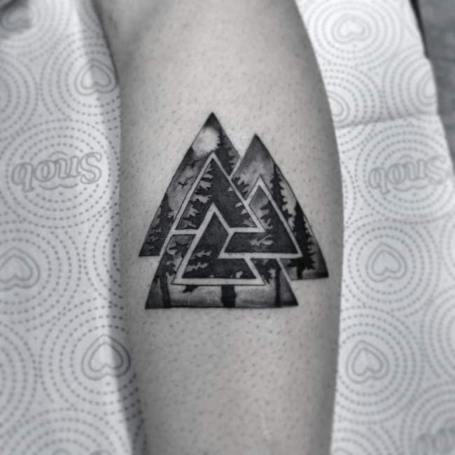 tattoo valknut 20