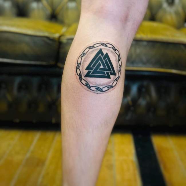 tattoo valknut 24