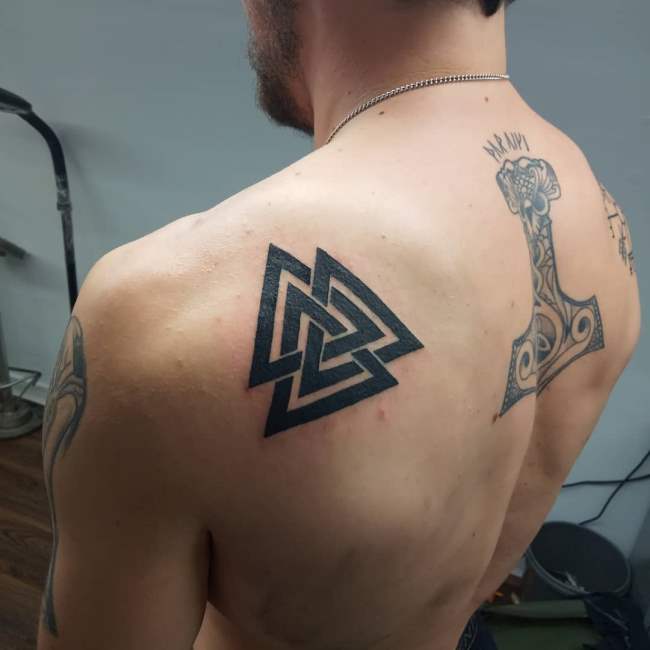 tattoo valknut 254