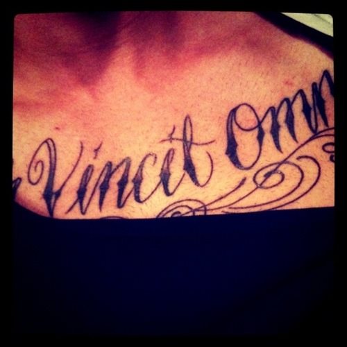 50 tatouages de phrases, de mots ou de textes en latin