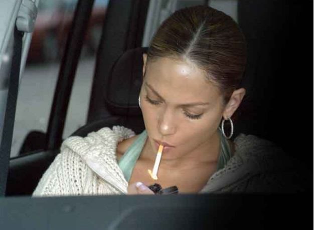 jennifer lopez smoking