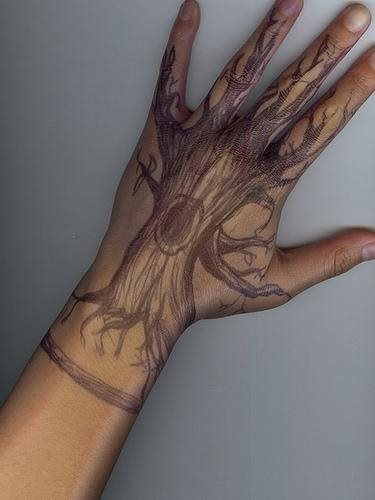 tatuaggio albero 544