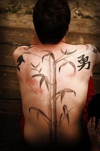 tatuaggio albero 550