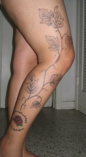 tatuaggio albero 557