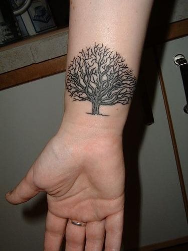 tatuaggio albero 525