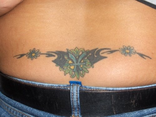 tatuaggio schiena bassa 572