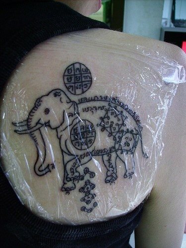 tatuaggio buddista 554
