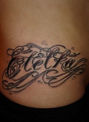 tatuaggio calligrafia lettera 517