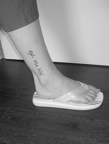 tatuaggio caviglia 1048