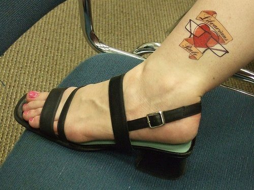 tatuaggio caviglia 1069