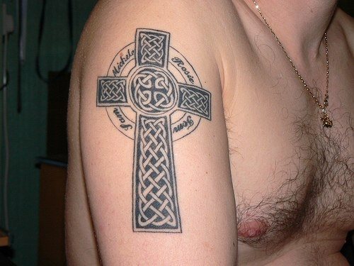 tatuaggio croce 547