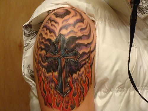 tatuaggio croce 563