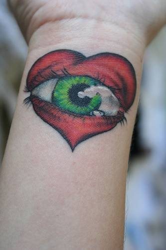 tatuaggio cuore 532