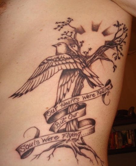 tatuaggio fianco 561