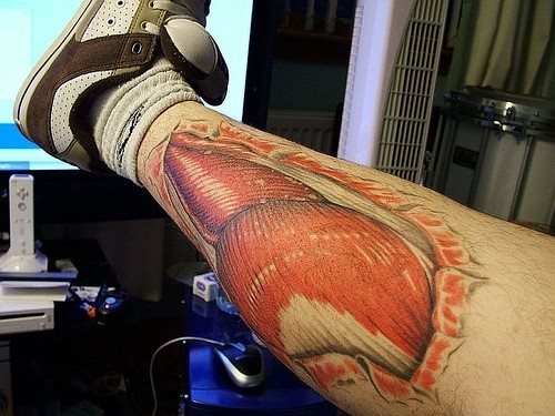 tatuaggio polpaccio gamba 1024