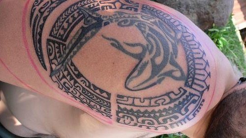 tatuaggio hawaiano 1055