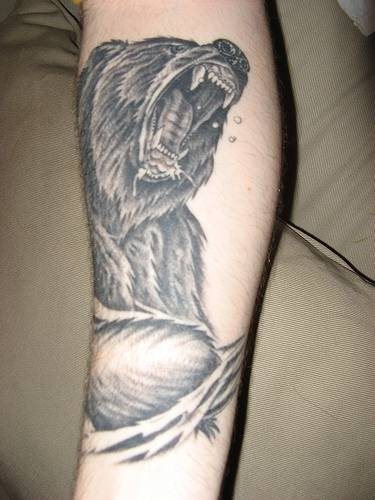 tatuaggio orso 1056