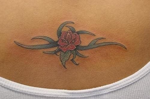 tatuaggio rosa 1012