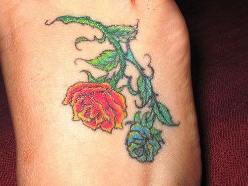tatuaggio rosa 1026