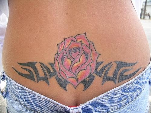 tatuaggio rosa 1030