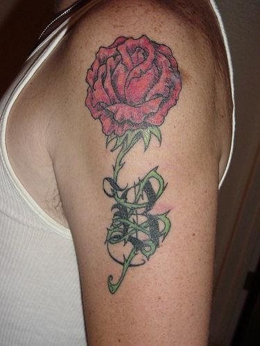 tatuaggio rosa 1032