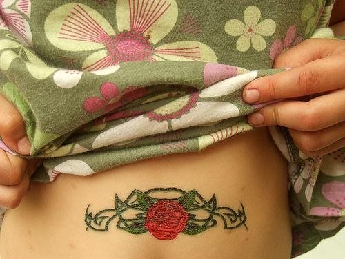 tatuaggio rosa 1041