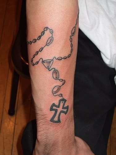 tatuaggio rosario 1017
