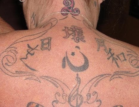 tatuaggio schiena superiore 1001