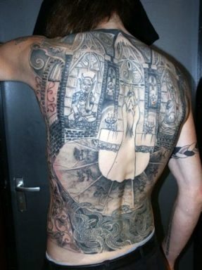 tatuaggio schiena 505