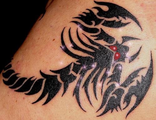 tatuaggio scorpione 1163