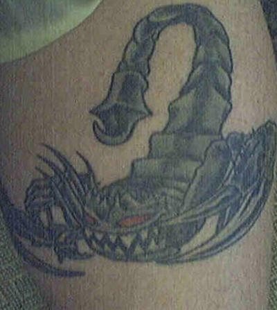 tatuaggio scorpione 1078