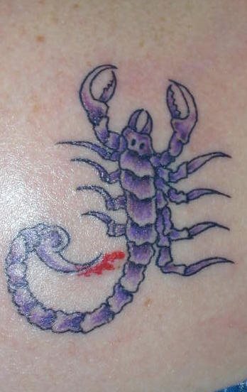 tatuaggio scorpione 1079