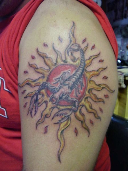 tatuaggio scorpione 1037