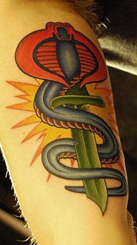 tatuaggio serpente 1050