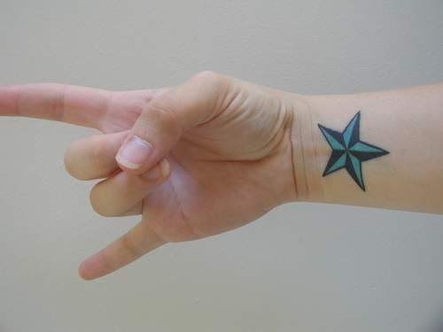 tatuaje estrella 1025