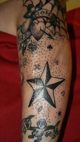tatuaje estrella 1065