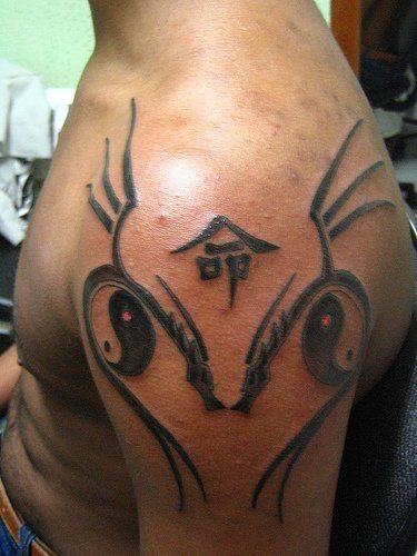 tatuaggio yin yang 1019